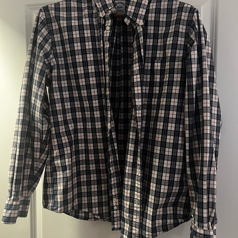 Brooks Brothers Red White and Blue Casual Button Down Shirt